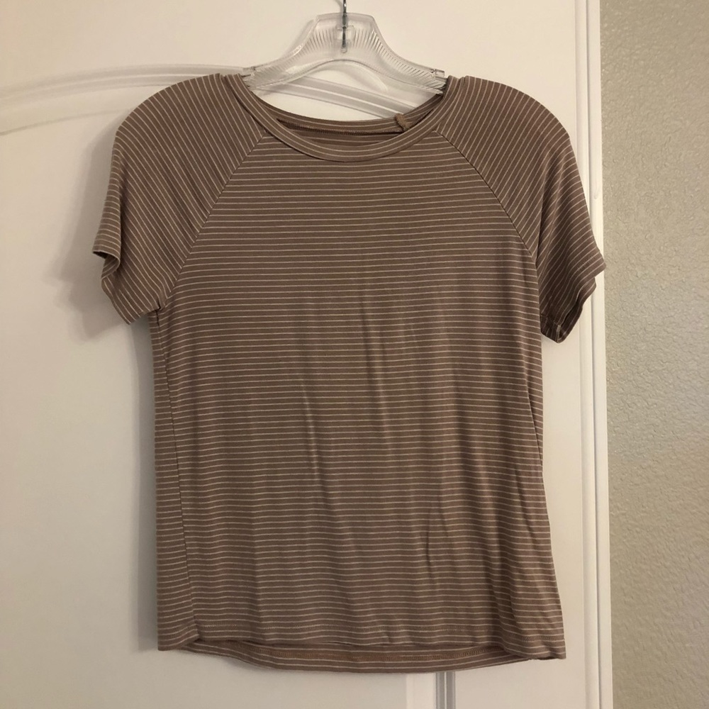 American Eagle top